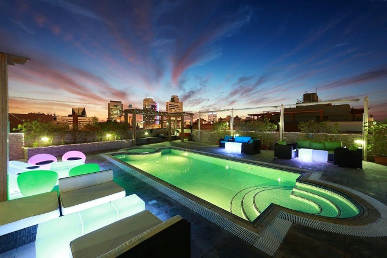 Sun And Sands Downtown Dubai Exterior photo